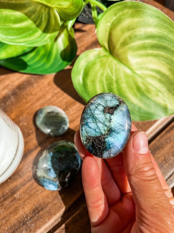 Labradorite Pillow Palm Stones-Natural Labradorite Crystal Palm Stone