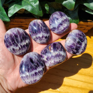 Wholesale Chevron Amethyst Palm Stones